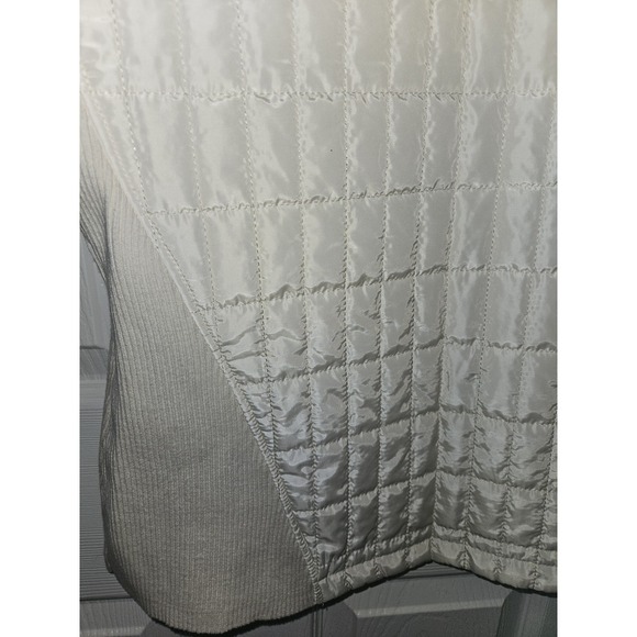 Chico's Collections Embellished Sequin Cream Quilted Vest Size 2 EXCELLENT - Picture 7 of 7